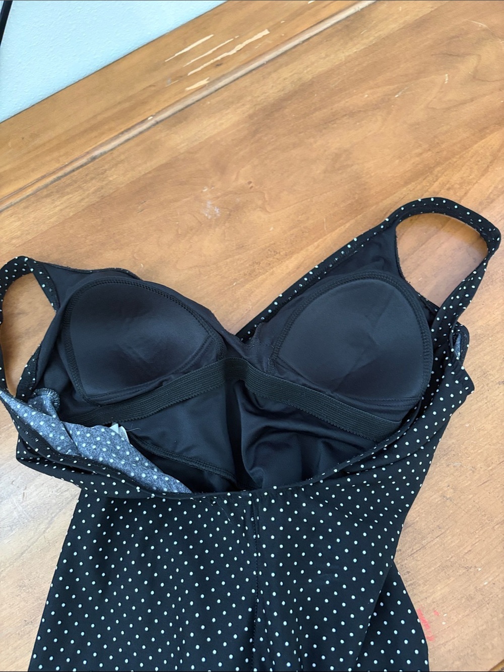 Miracle Suit Black Polka Dot Surplice Women's One Piece Swimsuit Size 12 - Picture 6 of 12